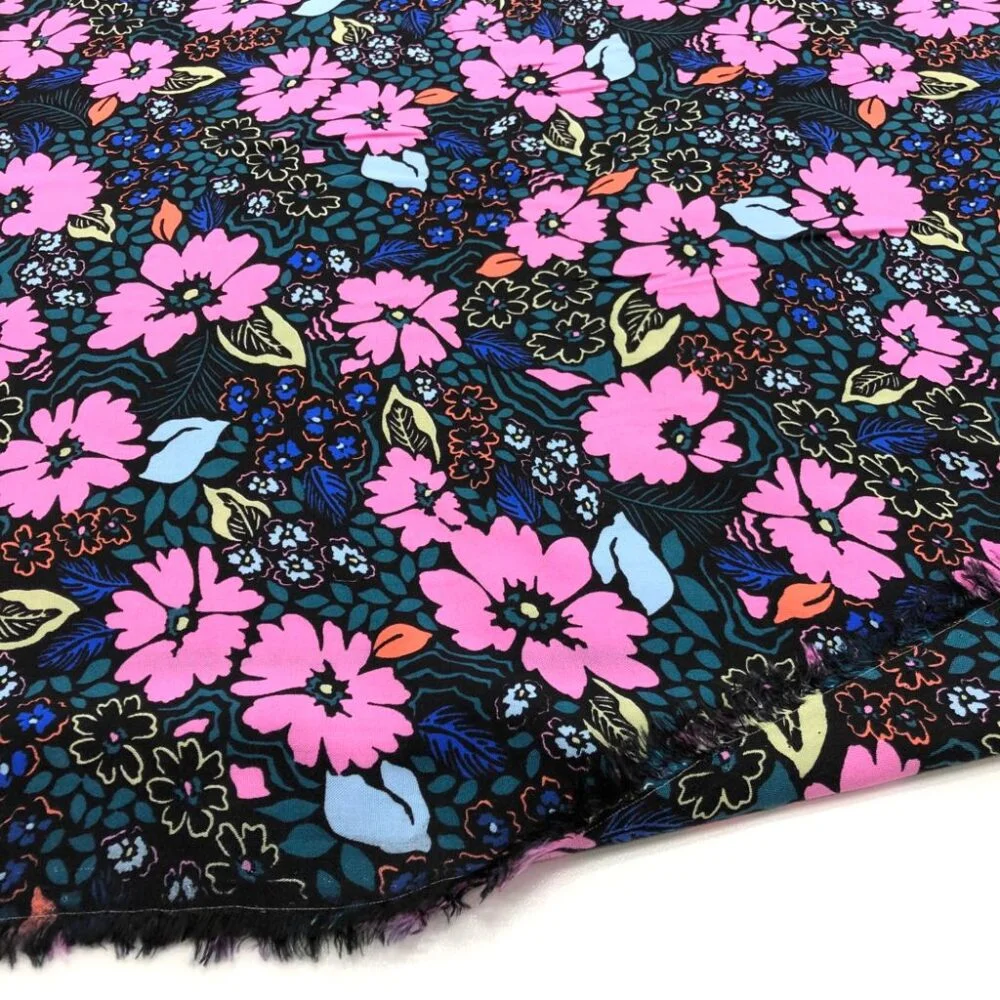 Desenli Viskon Kumaş