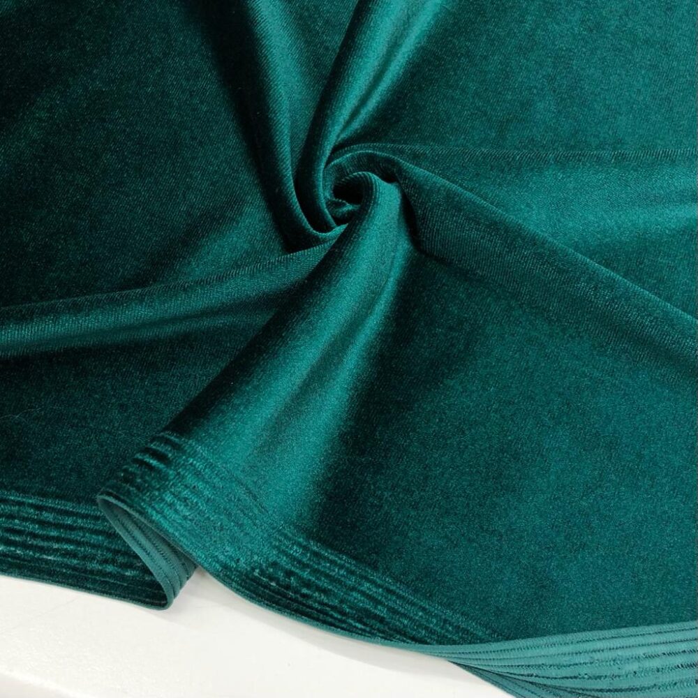 İpek Kadife Kumaş Petrol Yeşili İpek Kadife Kumaş Petrol Yeşili