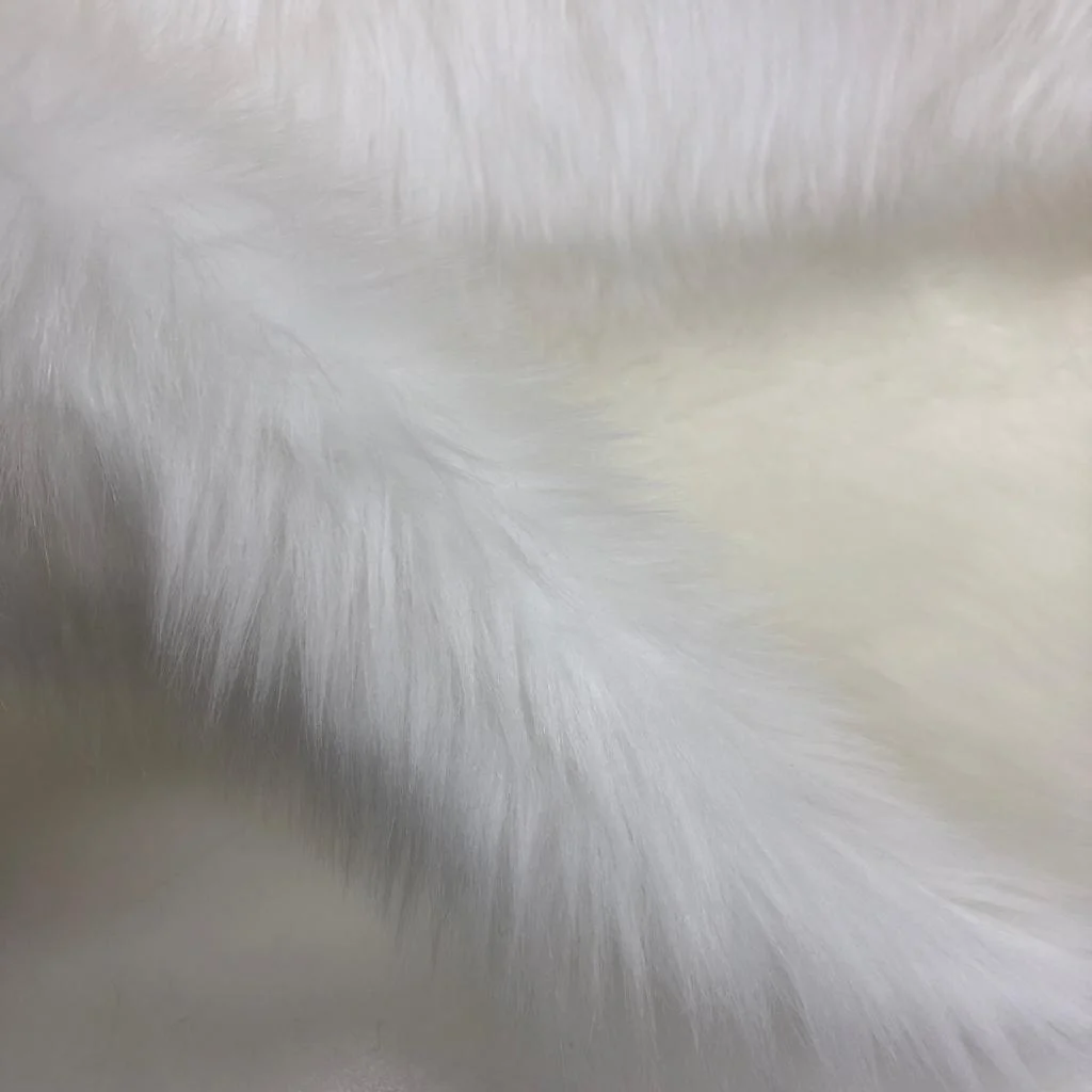 Uzun Tüylü Peluş Kumaş Kırık Beyaz