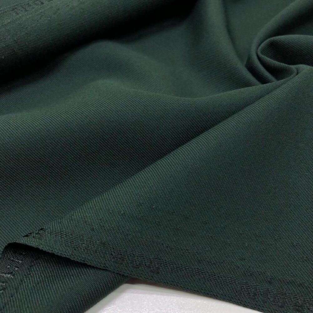 Doruk Gabardin Kumaş Zümrüt Yeşili Doruk Gabardin Kumaş Zümrüt Yeşili