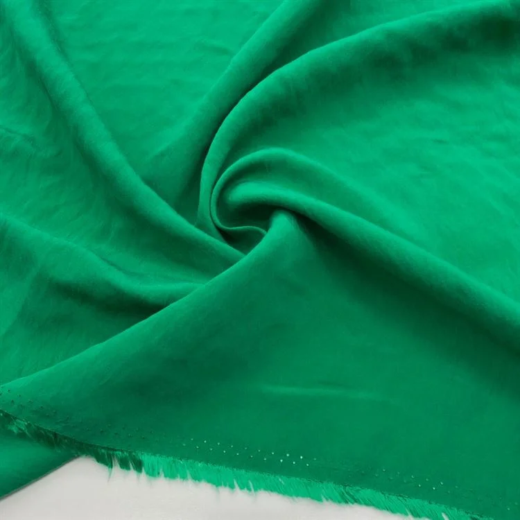 Taşlanmış Cupra Kumaş Benetton Yeşili Taşlanmış Cupra Kumaş Benetton Yeşili