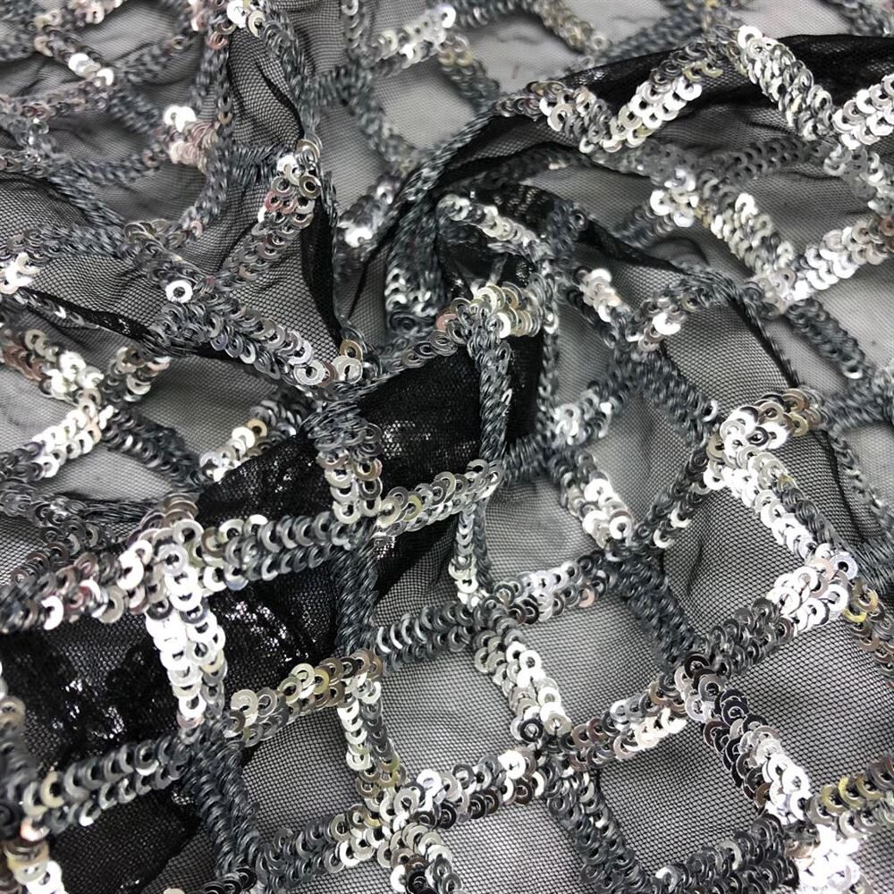 Payet İşlemeli Dantel Kumaş