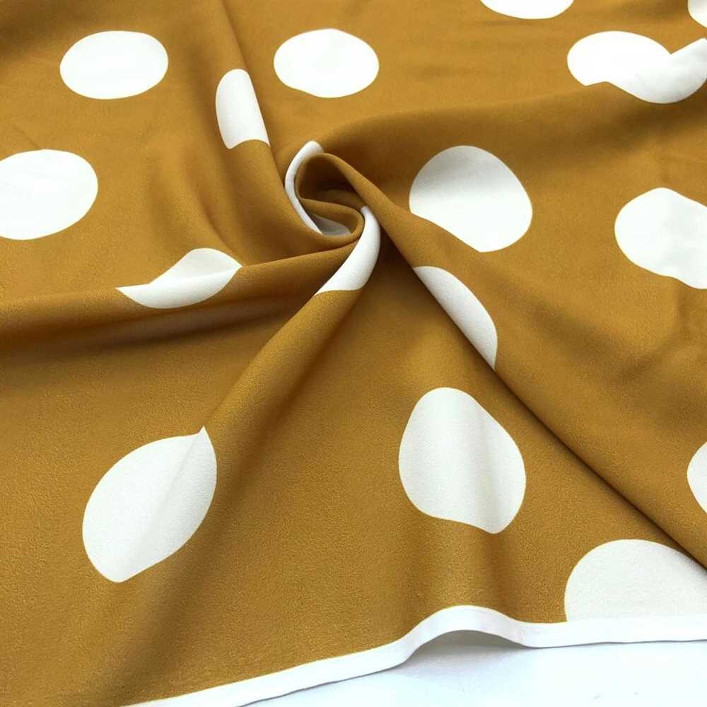 Puantiye Desenli Krep Kumaş Puantiye Desenli Krep Kumaş