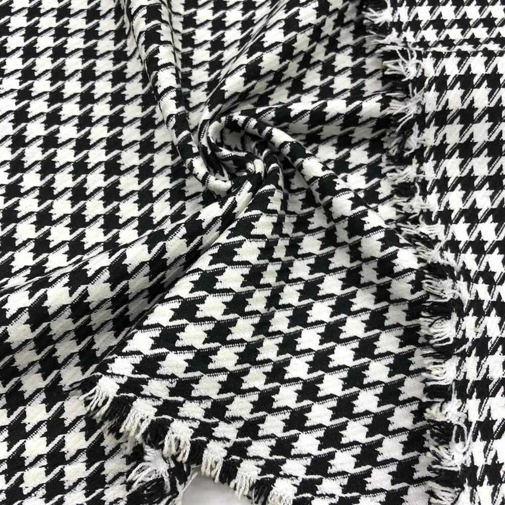 Kazayağı Desenli Flanel Kumaş