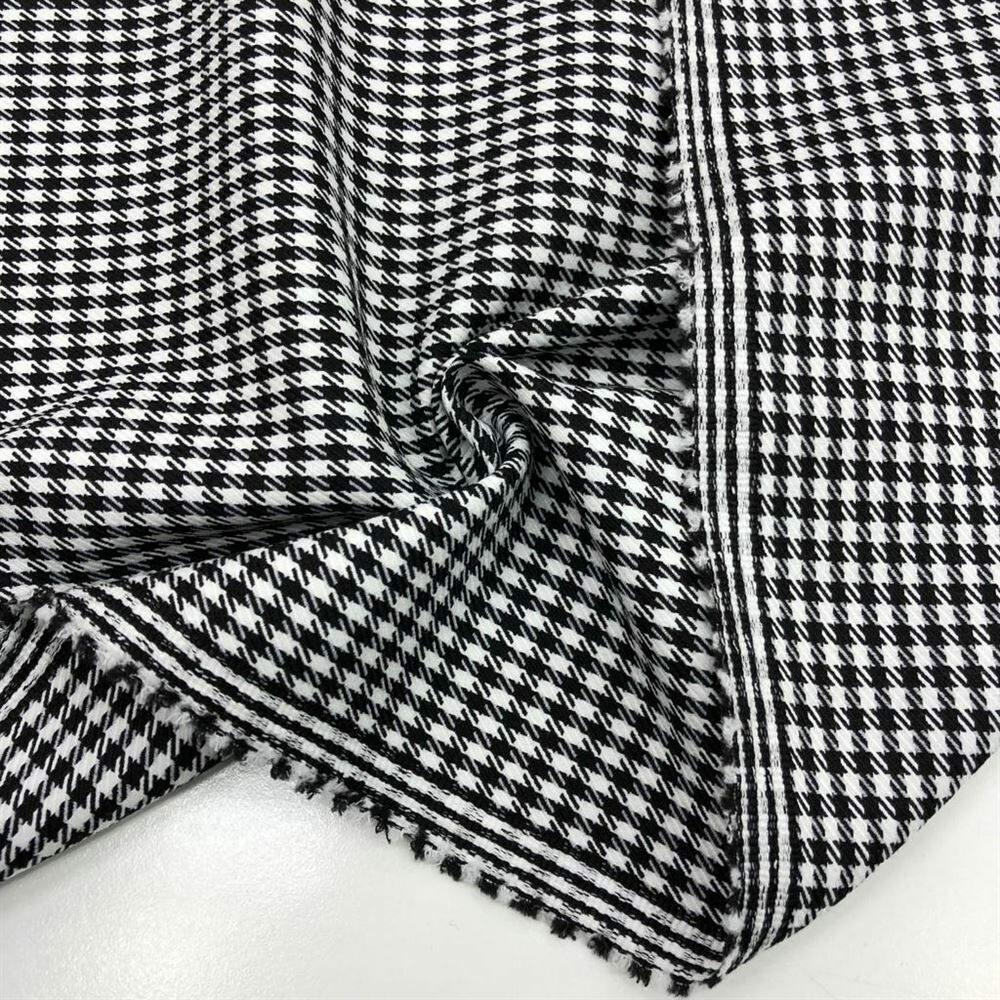 Kazayağı Desenli Flanel Kumaş