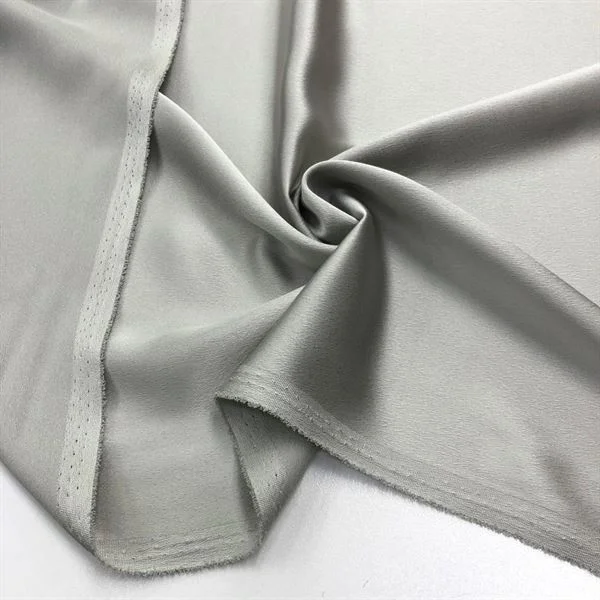 İnce İtalyan Saten Kumaş Pastel Yeşil