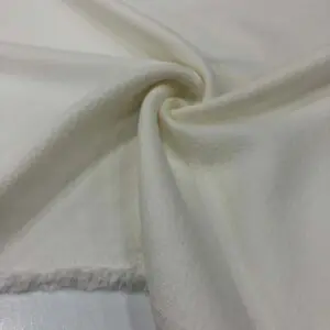 Kendinden Desenli Krep Kumaş Krem