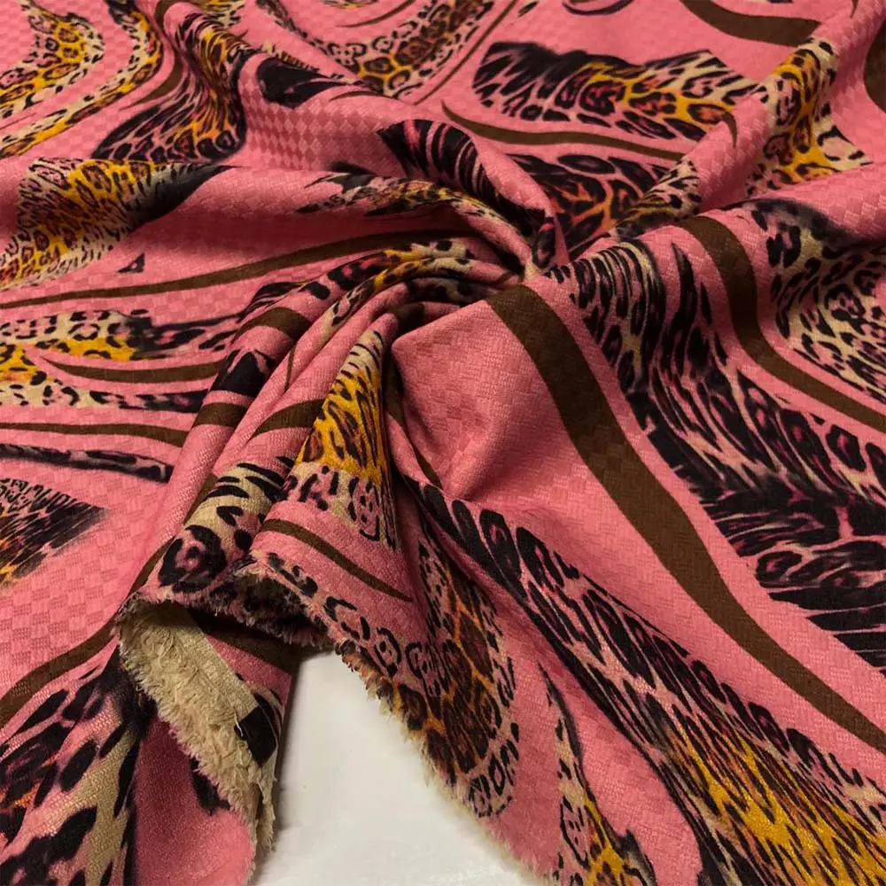 Desenli Kumlu Krep Kumaş