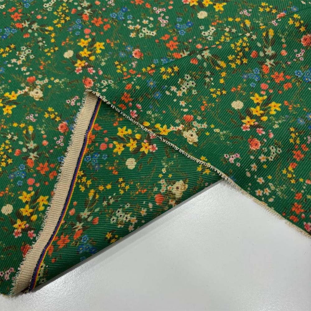 Desenli İnce Fitilli Kadife Kumaş Desenli İnce Fitilli Kadife Kumaş