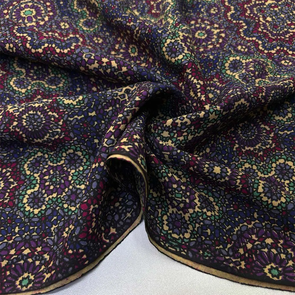 Desenli Viskon Kumaş