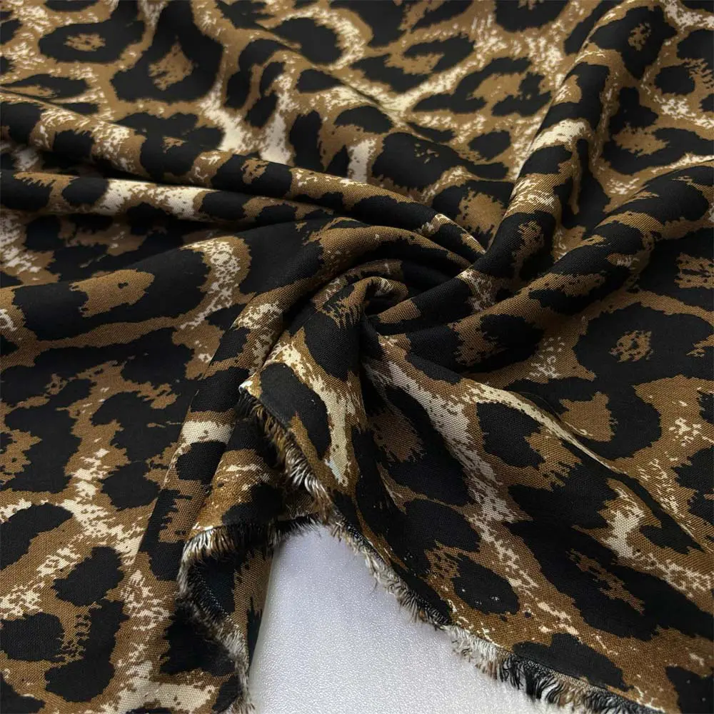 Leopar Desenli Viskon Kumaş Leopar Desenli Viskon Kumaş