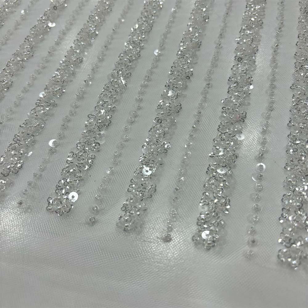 Taş İşlemeli Dantel Kumaş Beyaz