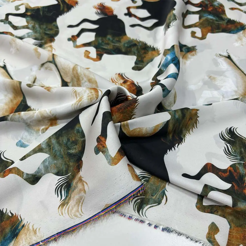 İpek Desenli Saten Kumaş