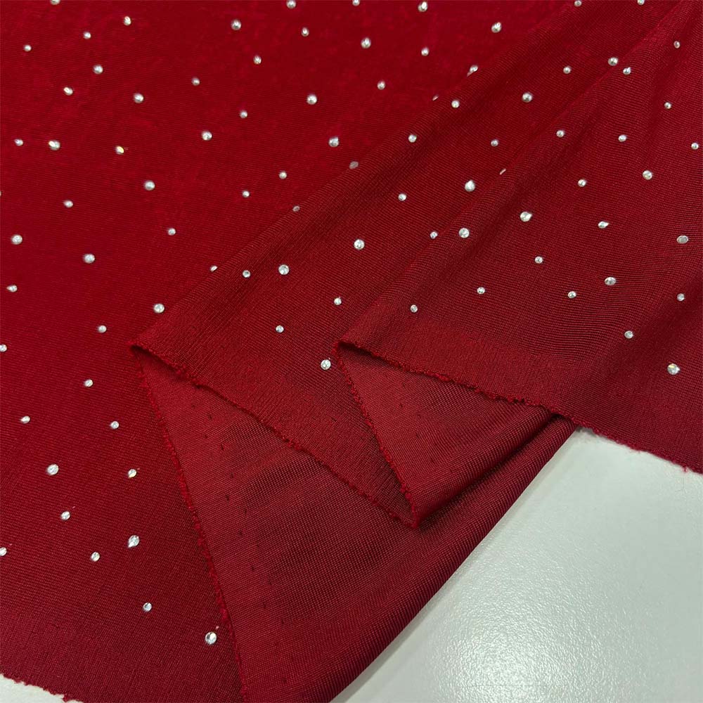 Taş İşlemeli Jarse Kumaş Kırmızı Taş İşlemeli Jarse Kumaş Kırmızı