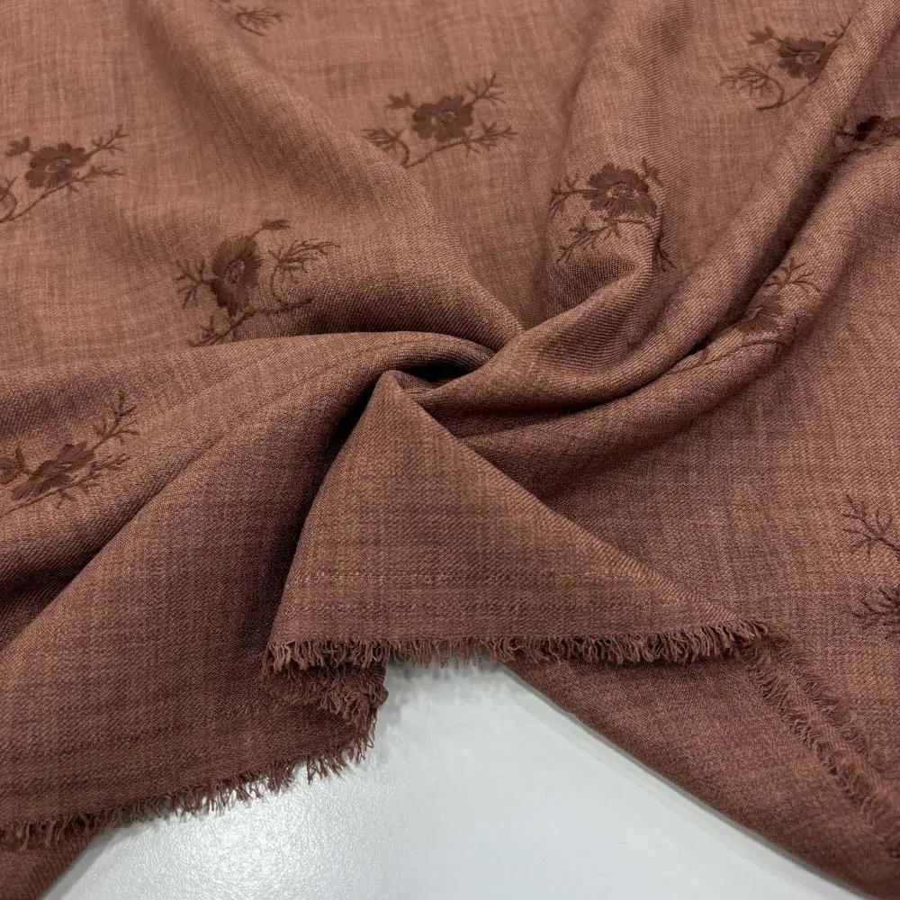Nakışlı Floş Keten Kumaş Tarçın Rengi Nakışlı Floş Keten Kumaş Tarçın Rengi