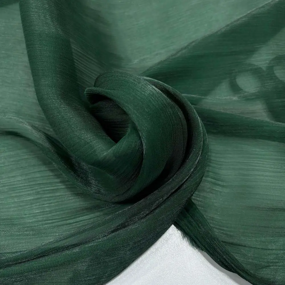 Dökümlü Janjan Organze Kumaş Zümrüt Yeşili