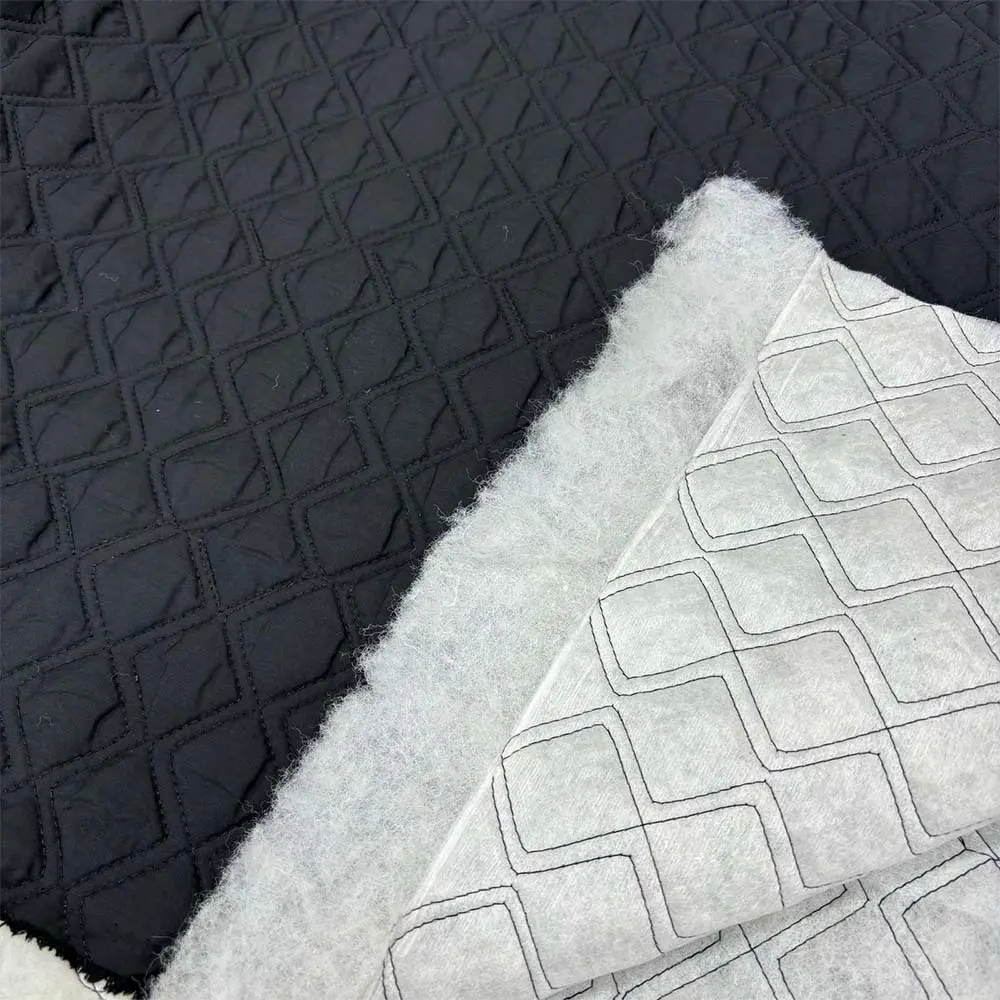 Çift Dikişli Kapitone Kumaş Siyah