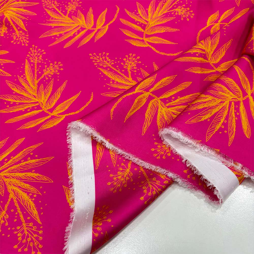 İpek Desenli Saten Kumaş