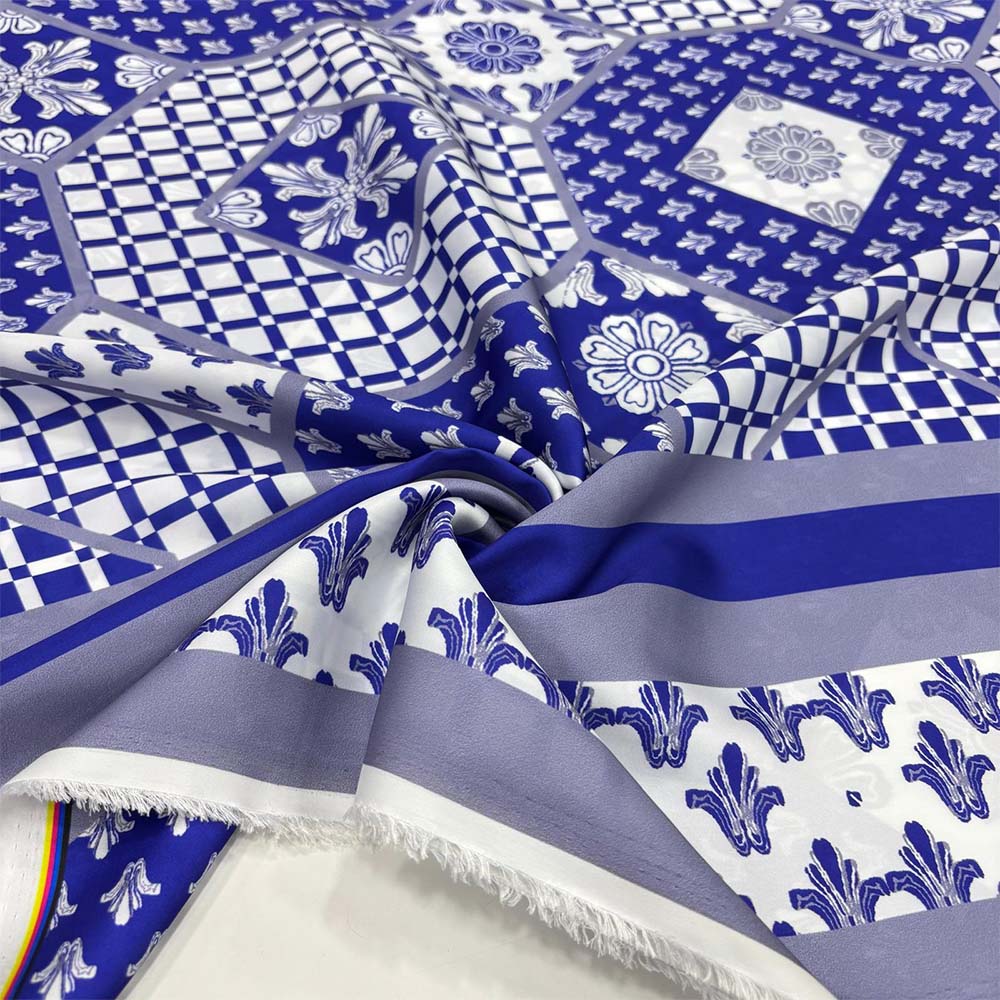 İpek Desenli Saten Kumaş