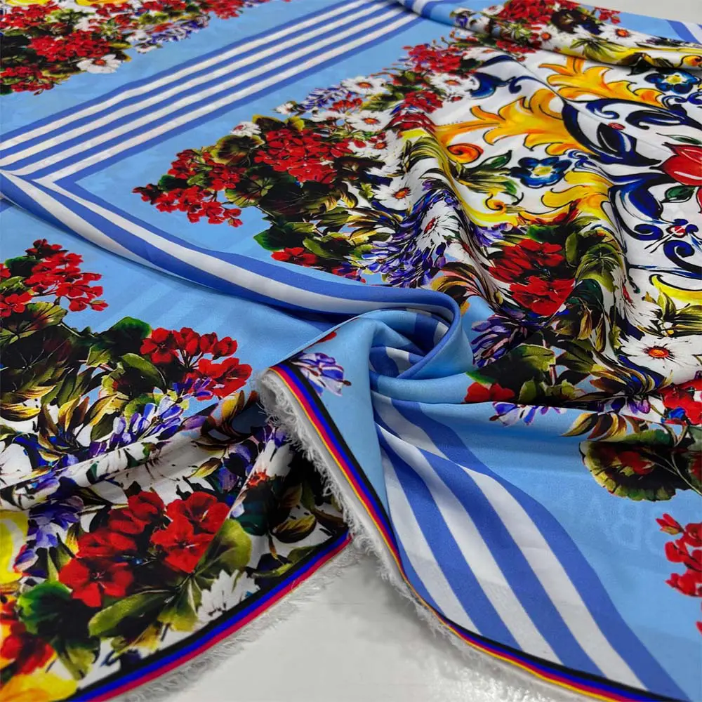 İpek Desenli Saten Kumaş