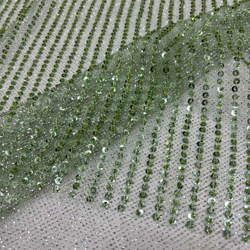 Taşlı Dantel Kumaş Yeşil Taşlı Dantel Kumaş Yeşil