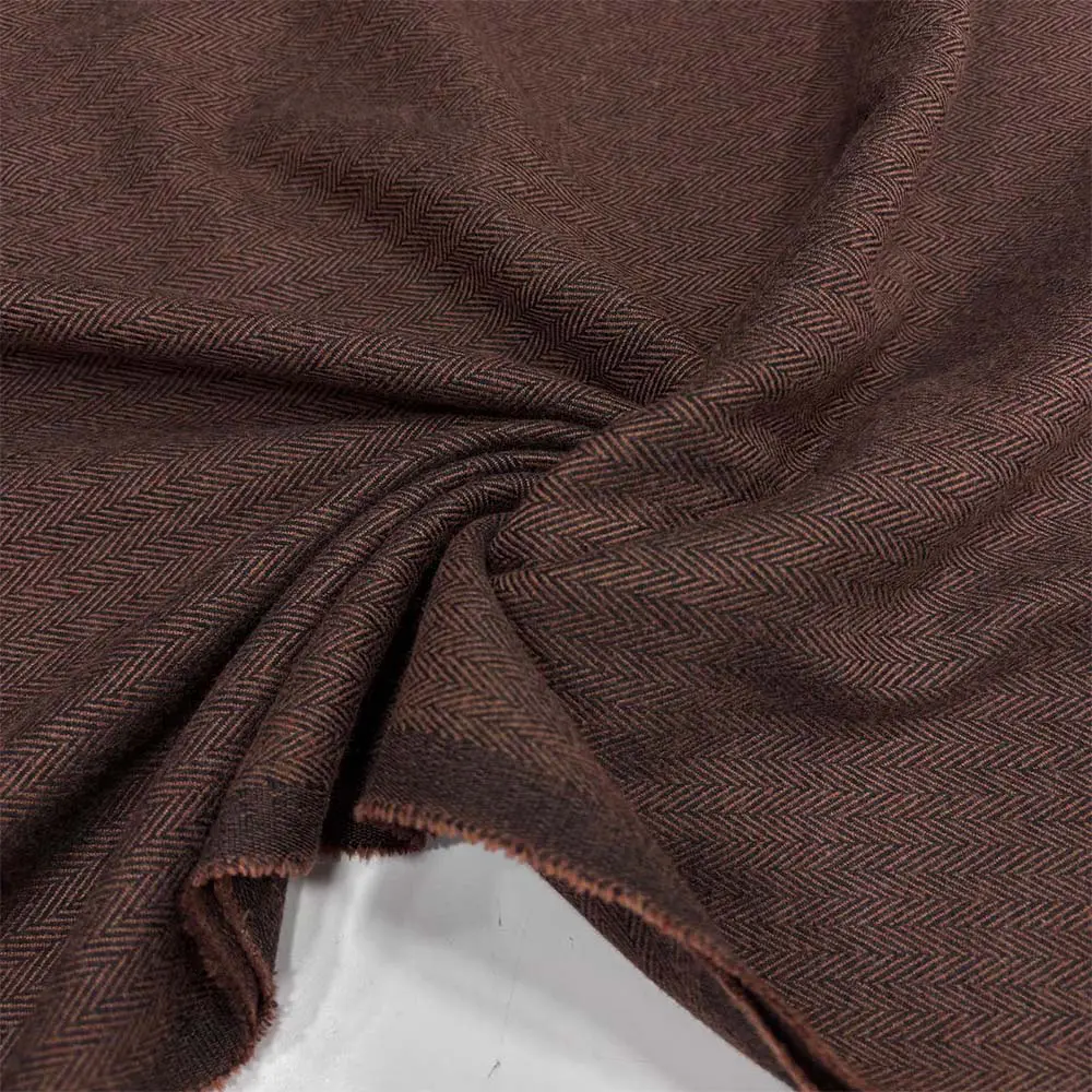 Balıksırtı Flanel Kumaş Kahverengi