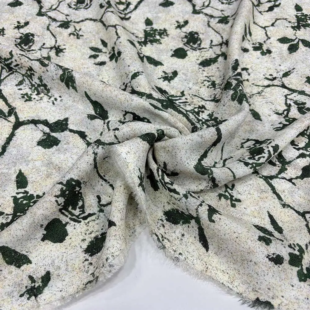 Desenli İpek Vual Kumaş Desenli İpek Vual Kumaş