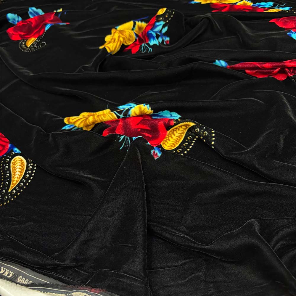 Desenli İpek Kadife Kumaş Siyah