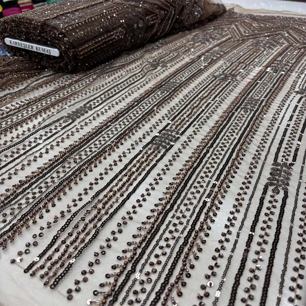 Taşlı Dantel Kumaş Kahverengi Taşlı Dantel Kumaş Kahverengi