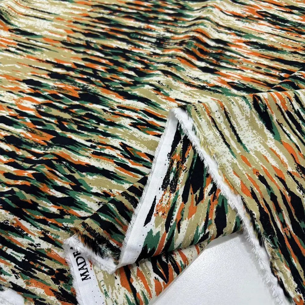 Desenli Viskon Kumaş