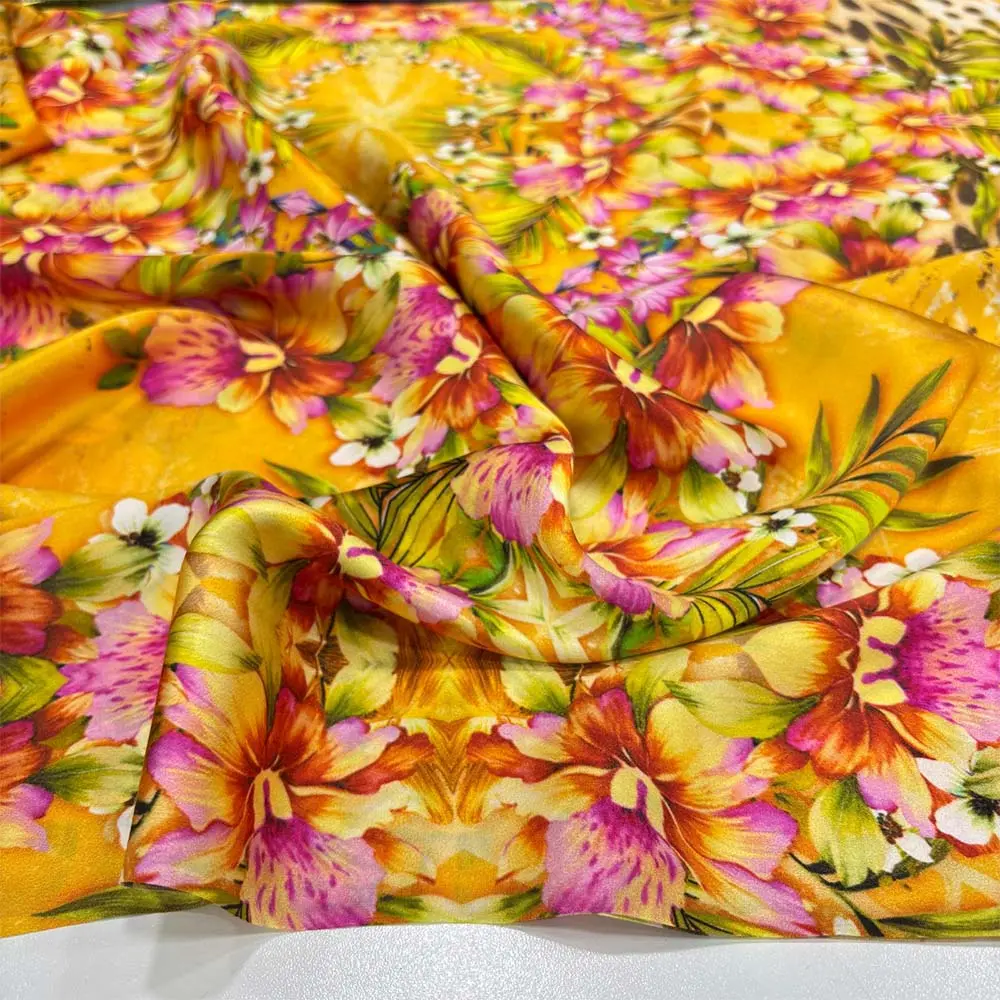 Desenli %100 İpek Saten Kumaş