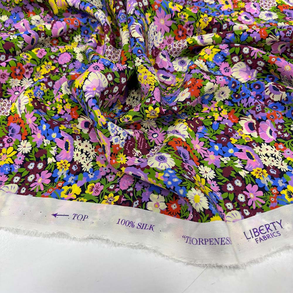 Desenli % 100 İpek Mongol Kumaş