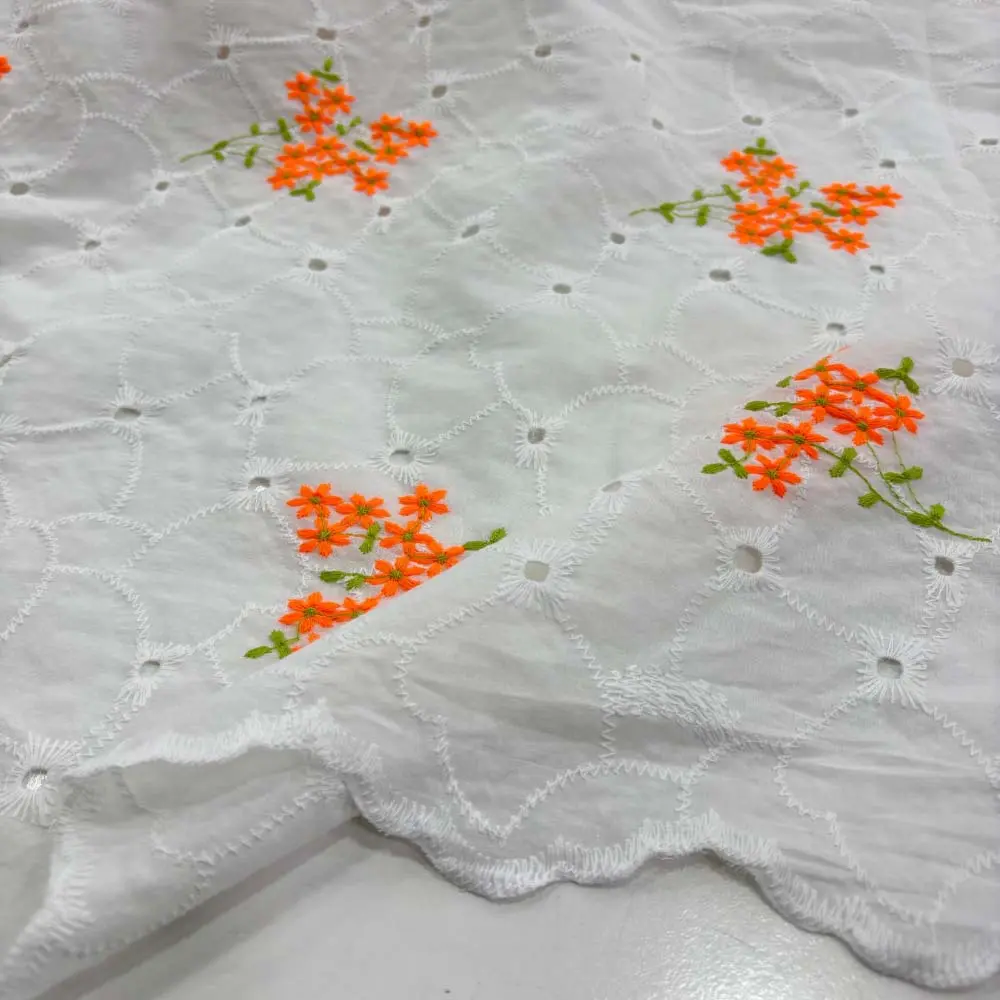 Nakışlı Fisto Kumaş Kırık Beyaz