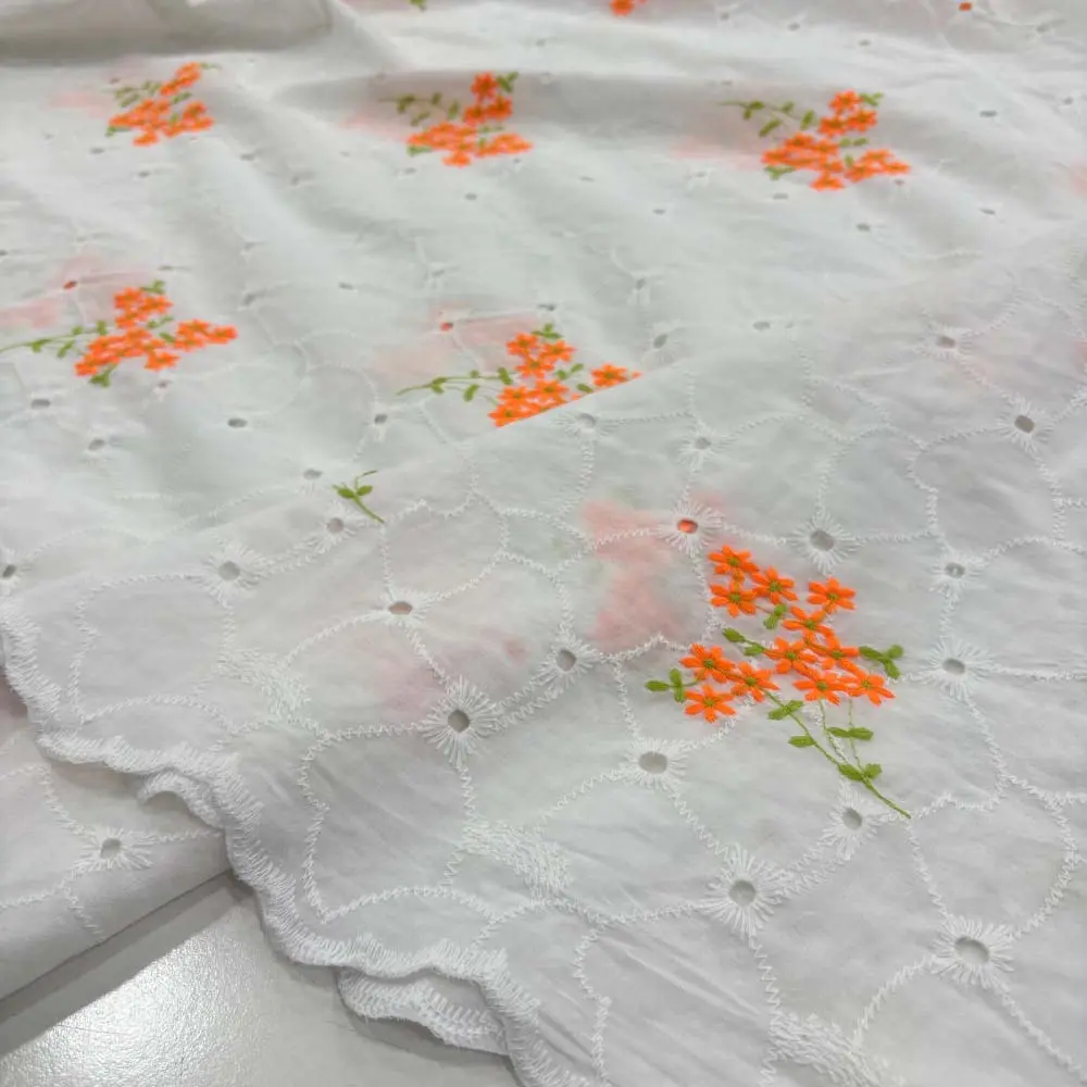 Nakışlı Fisto Kumaş Kırık Beyaz