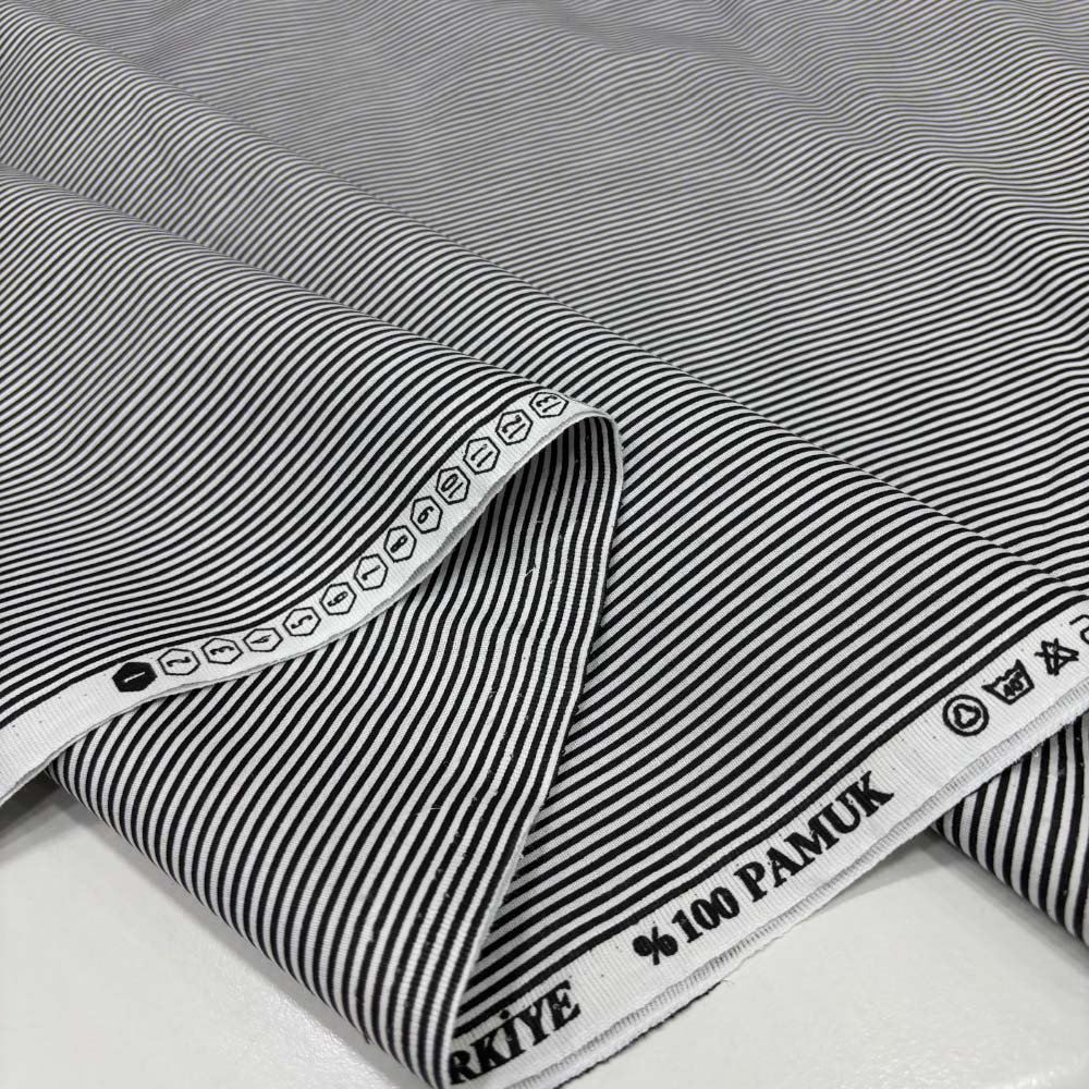 Çizgili Poplin Kumaş Siyah - Beyaz Çizgili Poplin Kumaş Siyah - Beyaz